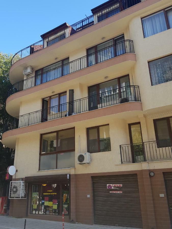וארנה Bellatrix Apartment מראה חיצוני תמונה