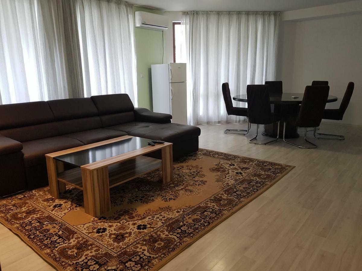 וארנה Bellatrix Apartment מראה חיצוני תמונה